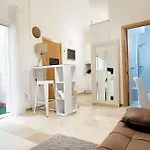 Charming Apartment Malaga 40 M² + Internet